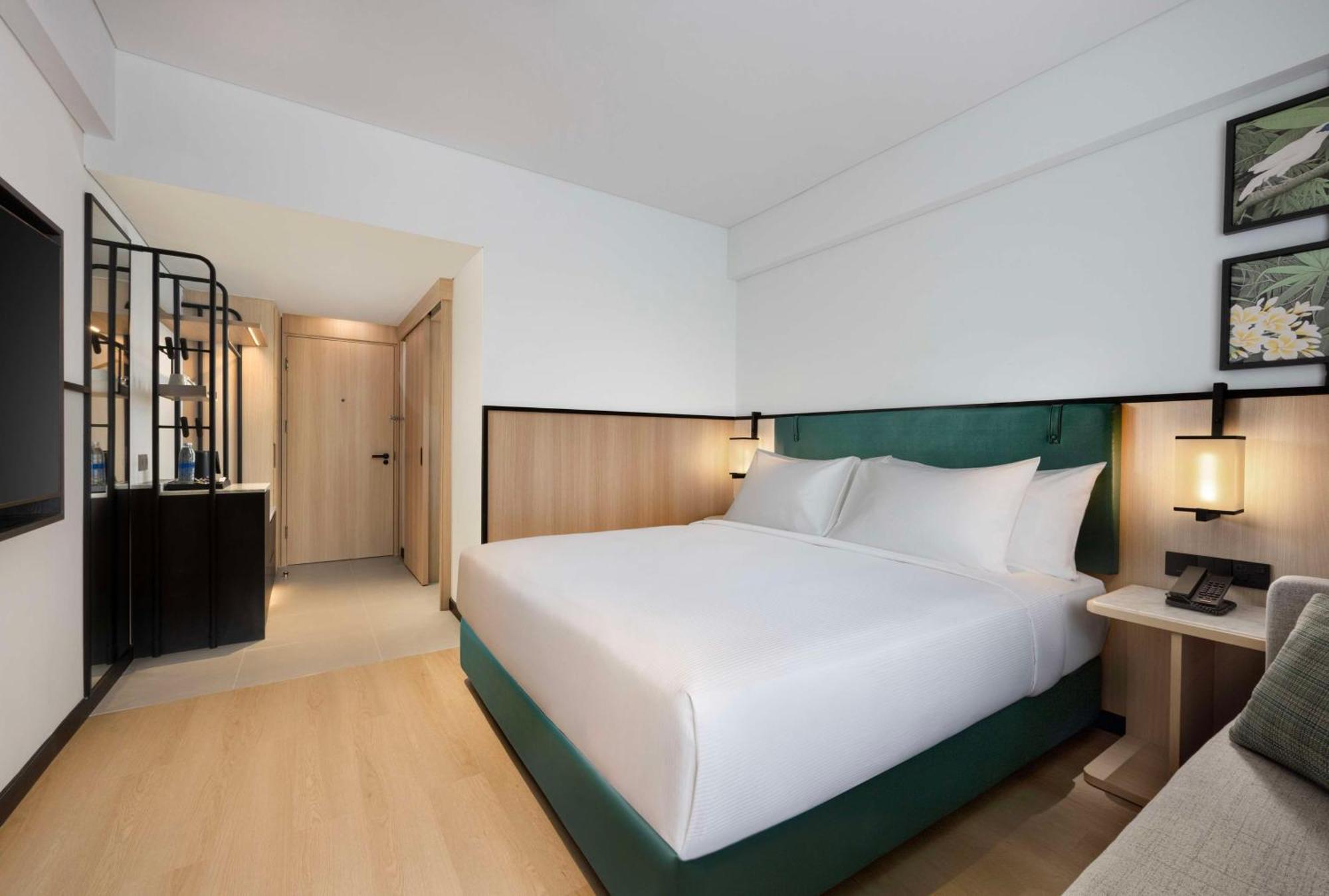 Hilton Garden Bali Hotel 4*