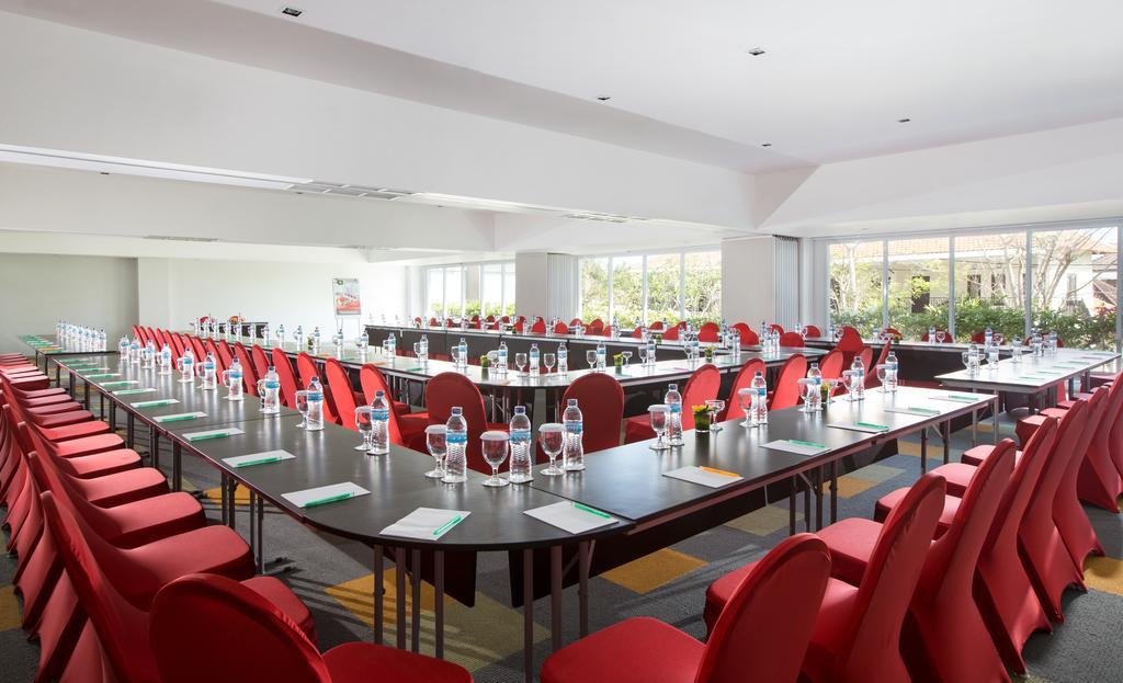 Hotel Hilton Garden Bali 4*